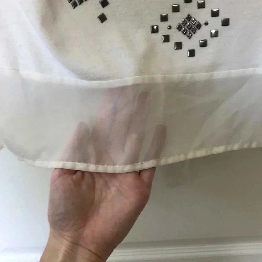 White Flowy Shirt - Picture 4 of 4
